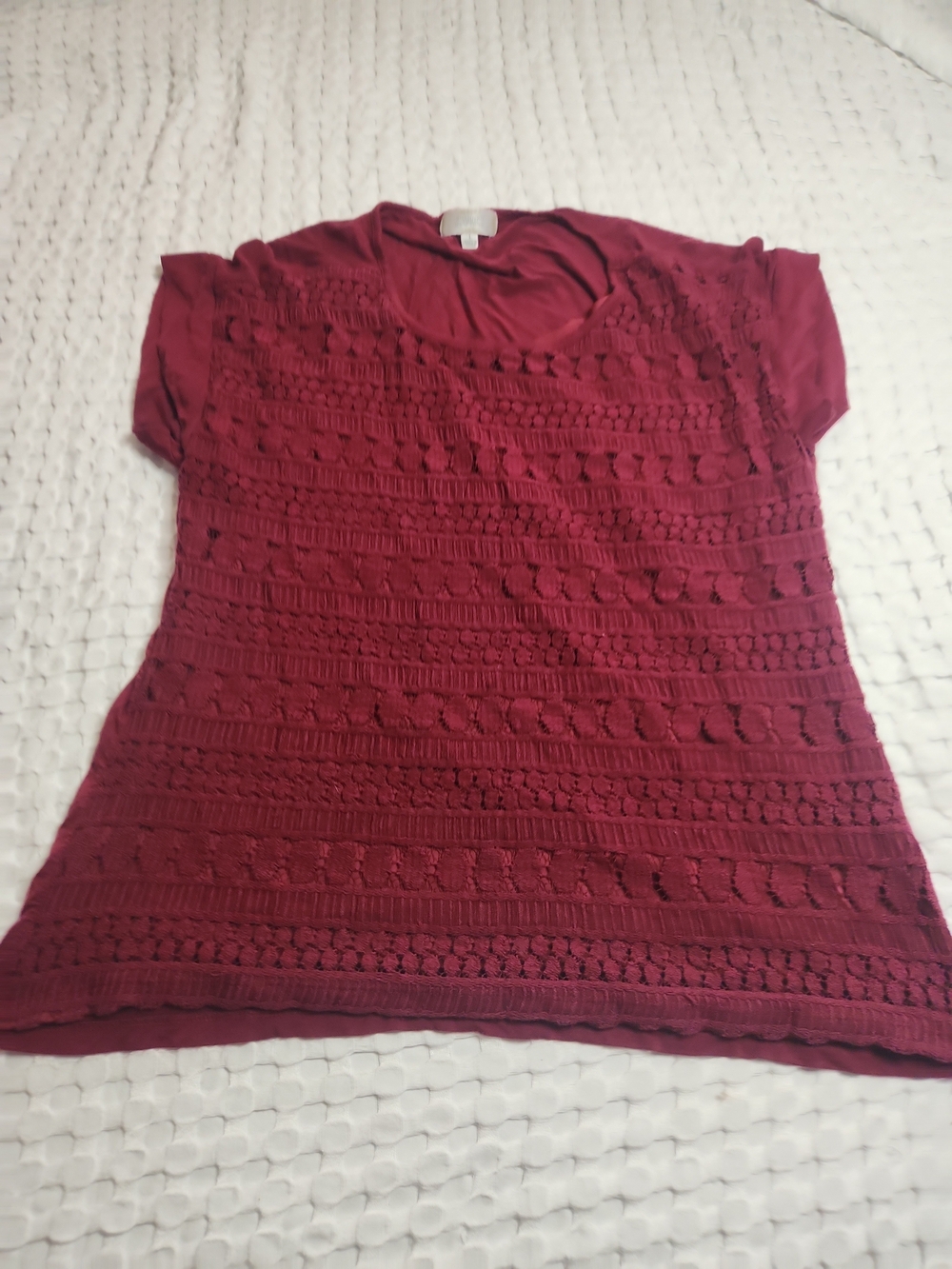 Textured Short-Sleeve Knit Top in Deep Wine